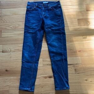 L.L. Bean Signature Flannel Lined Straight Leg Jeans 29”